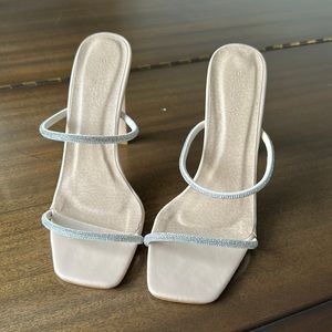 NWOT Sparkle Heels size 6